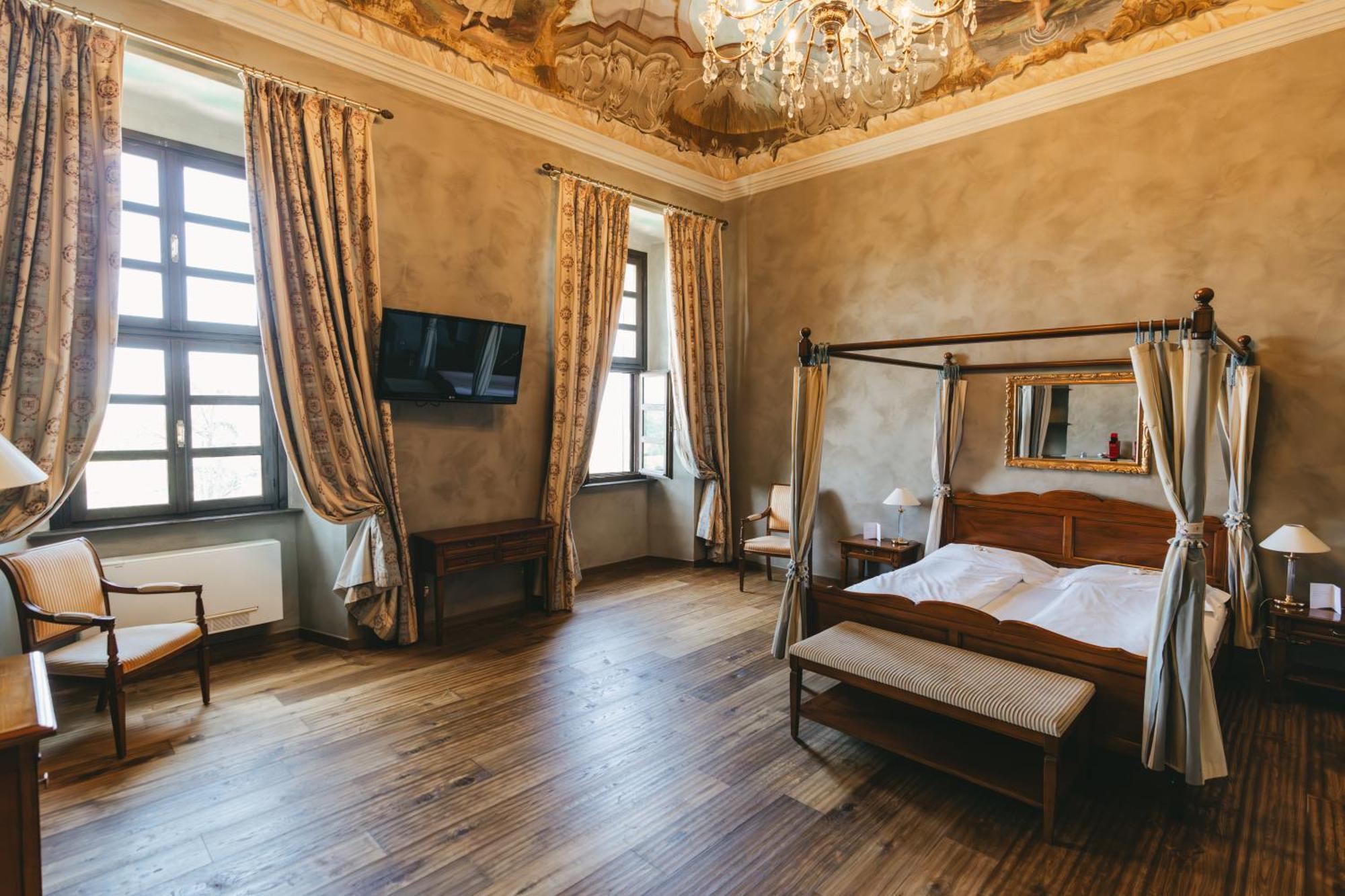 Sunstar Hotel Piemont Castello Di Villa Isola d'Asti 外观 照片